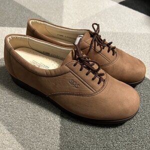 SAS Whisper Tripad Nubuck Suede Comfort Shoes Women's Size 7.5WW